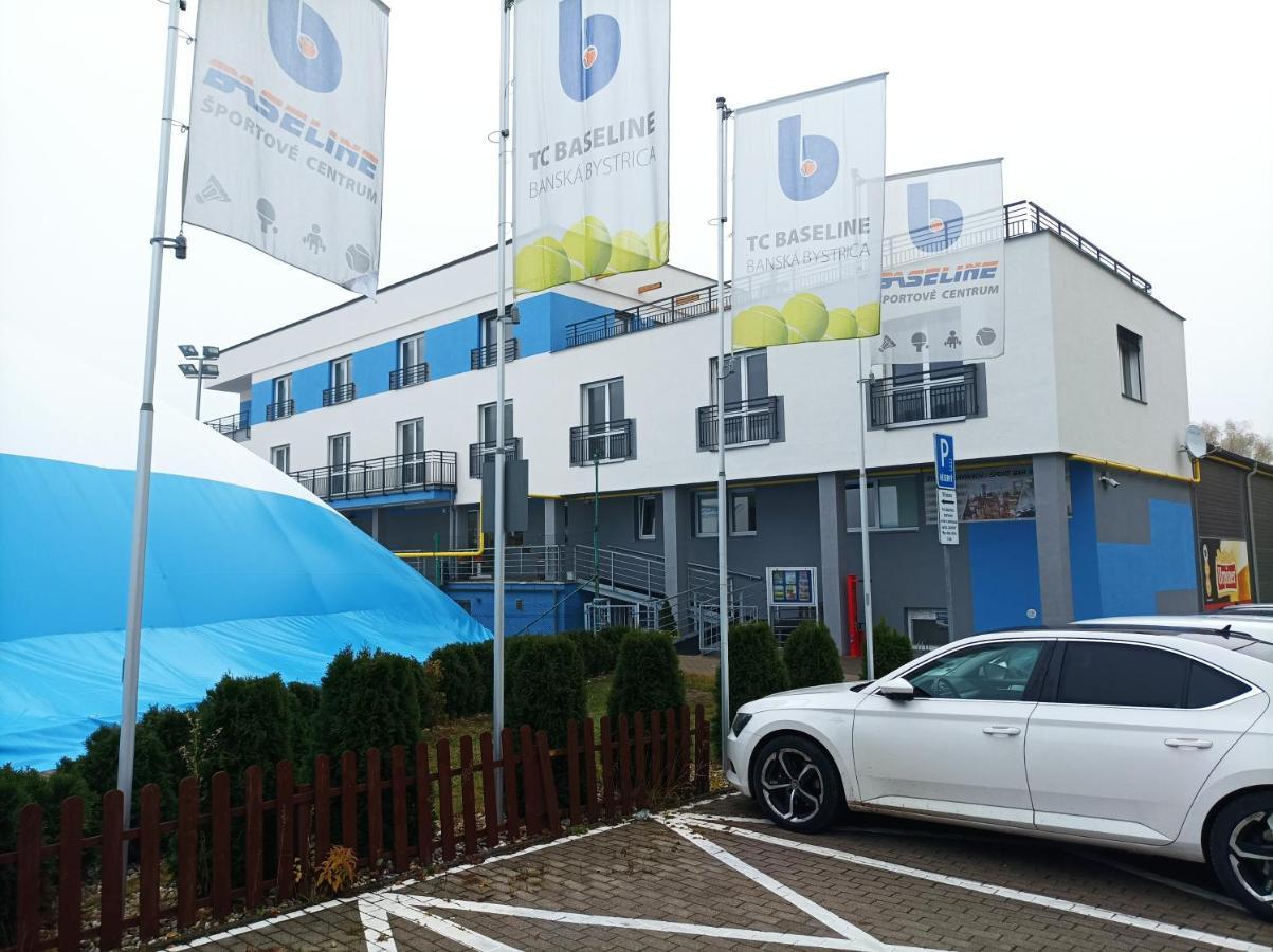 Baseline Sportovy Areal & Penzion Banska Bystrica Luaran gambar